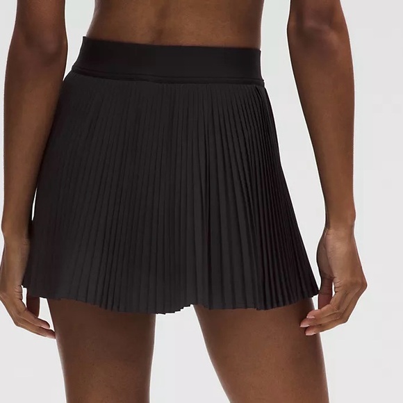 NWT Lululemon Varsity High-Rise Pleated Tennis Skirt black size 6 - Picture 4 of 9